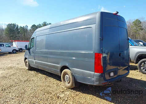 2019 Mercedes-Benz Sprinter 2500 High Roof V6 z USA, uszkodzony, nr VIN WD4PF1CD2KP142447